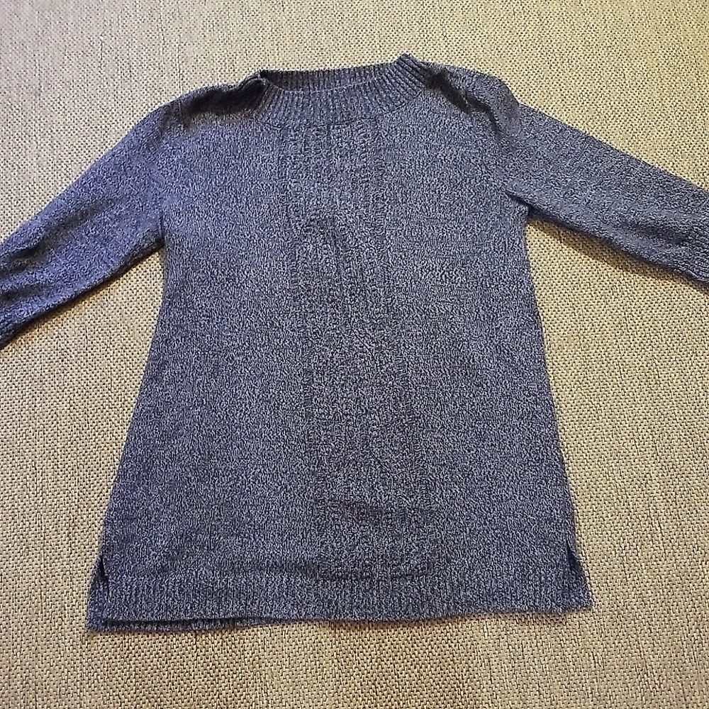 XL, charcoal gray tunic sweater